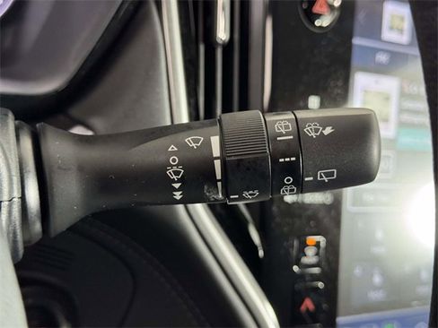 Certified 2025 Subaru Outback Premium image 24