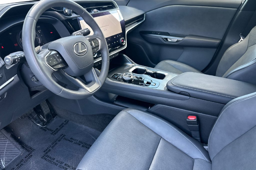 Used 2023 Lexus RZ 450e Premium w/ Technology Package AWD/4WD image 10