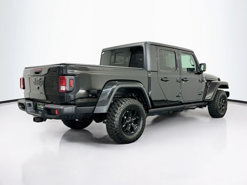 Used 2023 Jeep Gladiator Sport AWD/4WD image 9