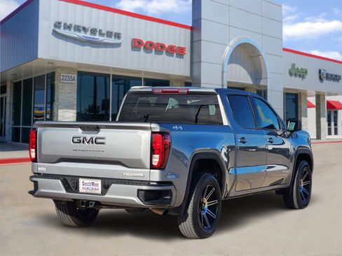 Used 2023 GMC Sierra 1500 Elevation w/ LPO, Elevation Black Package image 5
