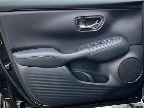 Used 2025 Honda HR-V LX image 20