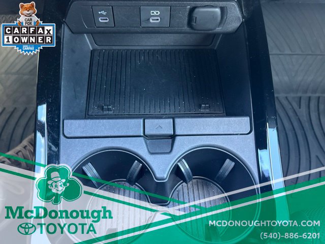 Certified 2024 Toyota Prius XLE FWD image 19