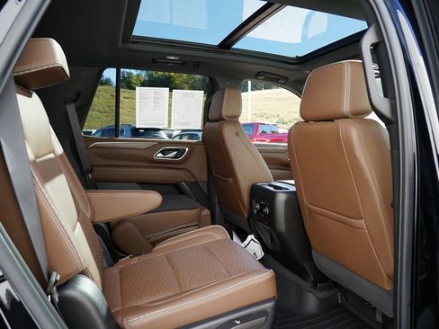 Used 2022 Chevrolet Tahoe High Country w/ Premium Package 2 image 28