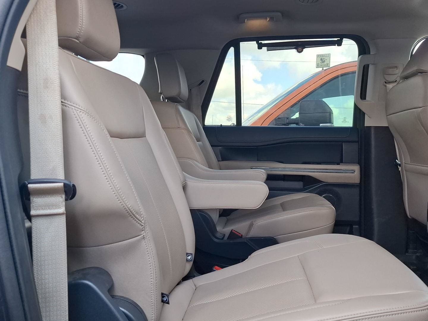 Used 2024 Ford Expedition Max XLT RWD image 22