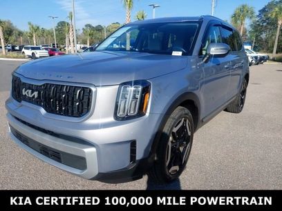 Used 2024 Kia Telluride EX w/ EX Captain's Chair Package