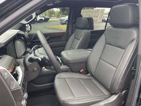 New 2026 GMC Yukon XL Denali w/ Denali Reserve Package AWD/4WD image 20