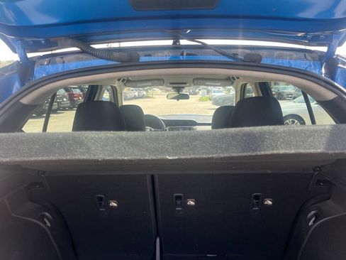 Used 2021 Nissan Kicks SV FWD image 9