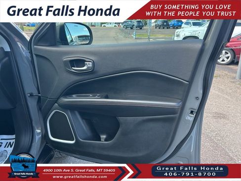 Used 2019 Jeep Compass Limited AWD/4WD image 28