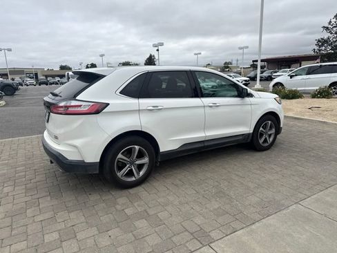 Used 2020 Ford Edge SEL w/ Convenience Package FWD image 2