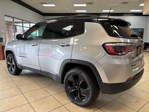 Used 2020 Jeep Compass Latitude AWD/4WD image 7