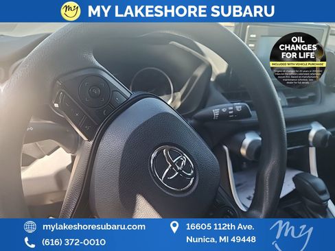 Used 2019 Toyota RAV4 LE w/ Carpet Mat Package image 12