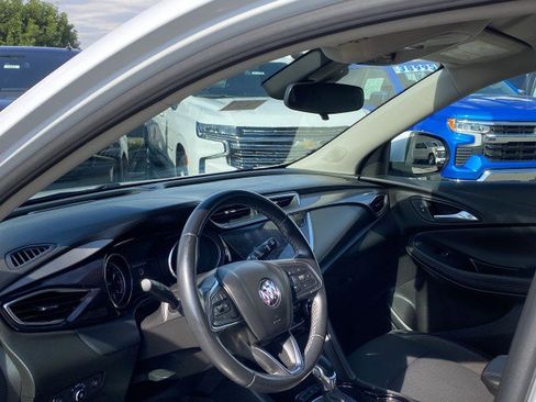 Used 2021 Buick Encore GX Select image 10