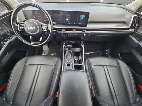 Used 2024 Kia Sorento S image 20