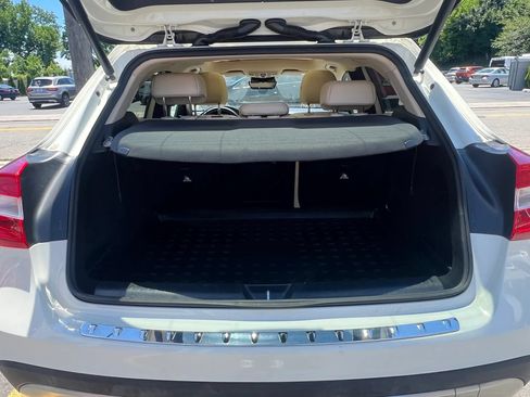 Used 2017 Mercedes-Benz GLA 250 4MATIC w/ Premium Package image 10