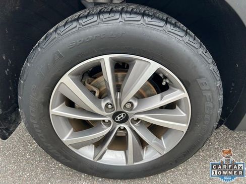 Used 2020 Hyundai Santa Fe Limited image 15