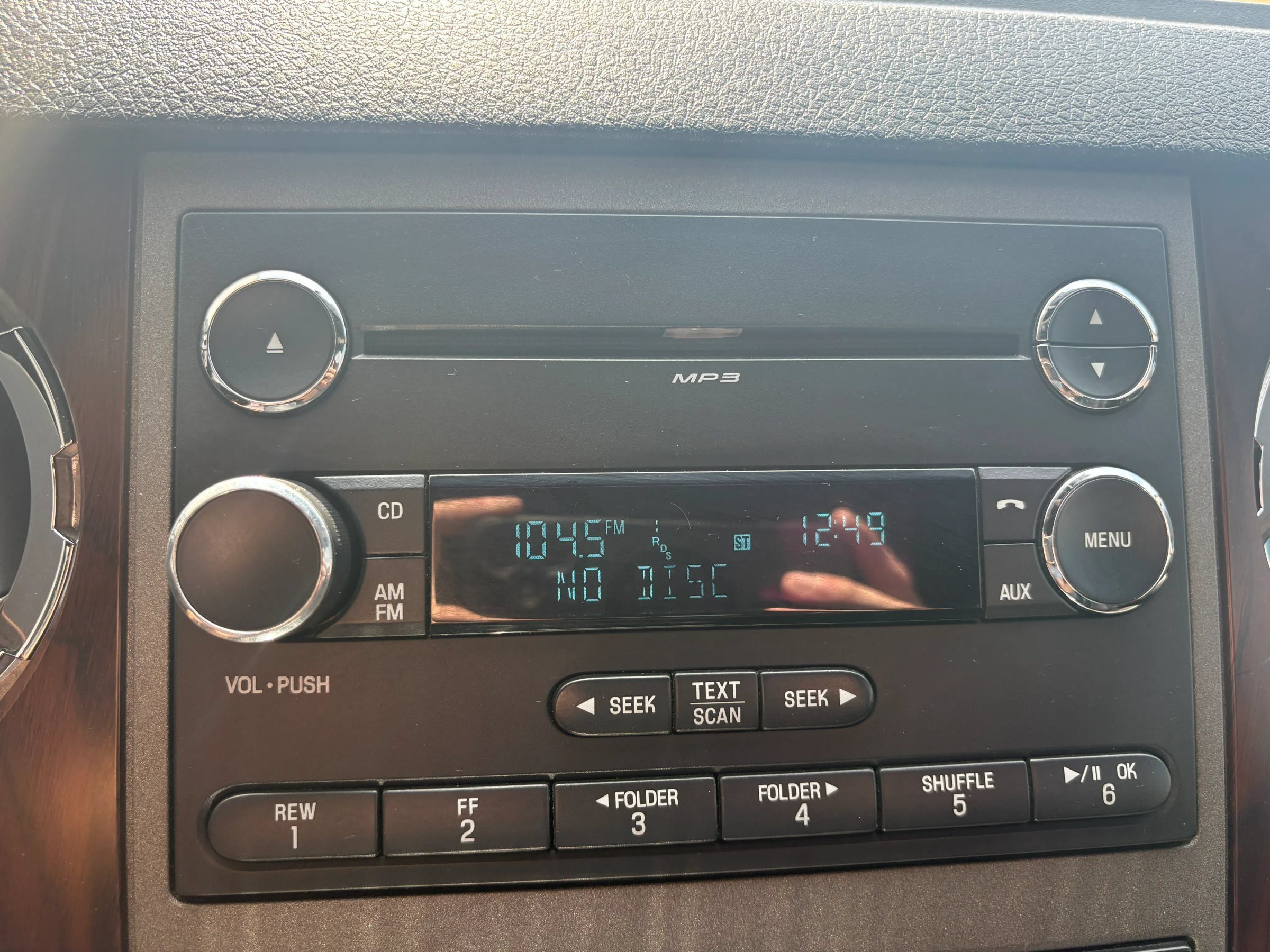 Used 2011 Ford F250 Lariat w/ Lariat Interior Pkg RWD image 37