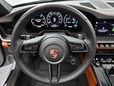 Certified 2026 Porsche 911 Carrera RWD image 9