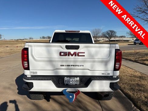 Used 2021 GMC Sierra 2500 SLE w/ SLE Convenience Package image 4