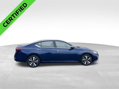 Used 2020 Nissan Altima 2.5 SV AWD/4WD image 7