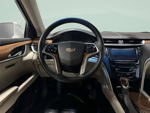 Used 2018 Cadillac XTS Luxury image 12