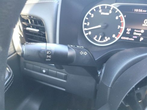 Used 2021 Nissan Rogue SV image 31