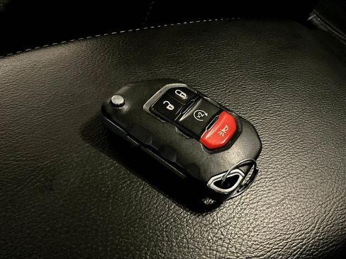 Used 2021 Jeep Wrangler Unlimited Sahara w/ Cold Weather Group AWD/4WD image 36