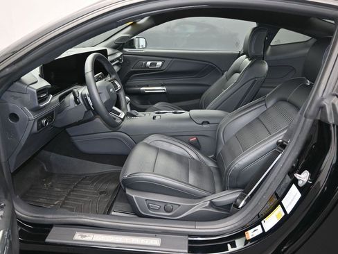 Used 2024 Ford Mustang GT Premium RWD image 11