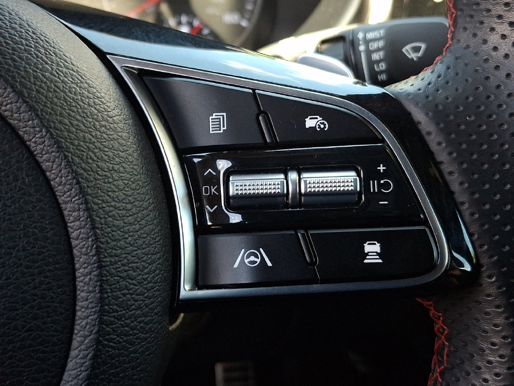 Certified 2023 Kia Forte GT w/ GT2 Package FWD image 23