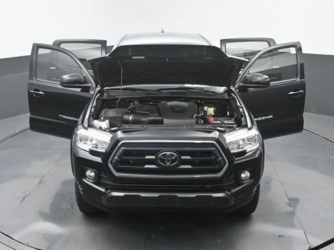 Used 2021 Toyota Tacoma SR5 RWD image 36