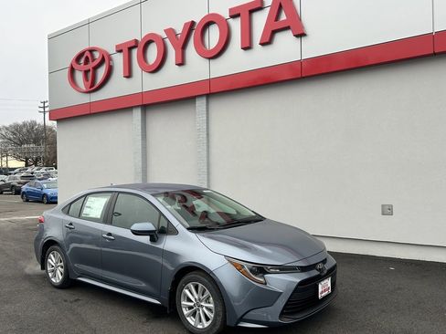 New 2026 Toyota Corolla LE image 1