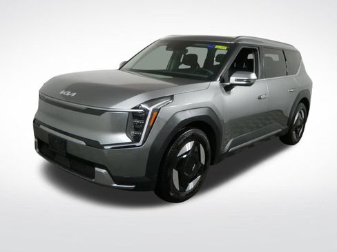 Used 2024 Kia EV9 Wind AWD/4WD image 7
