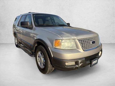 Used 2004 Ford Expedition XLT RWD image 7