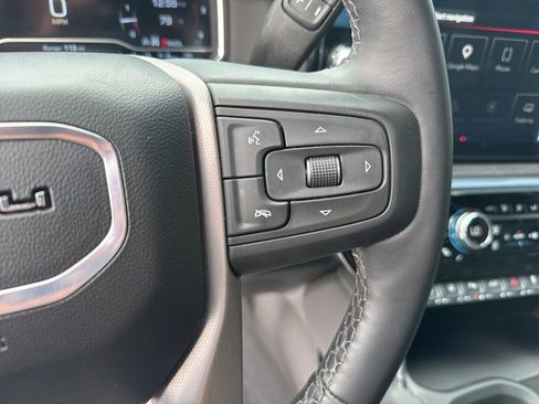 Used 2025 GMC Sierra 3500 Denali w/ Denali Reserve Package AWD/4WD image 18