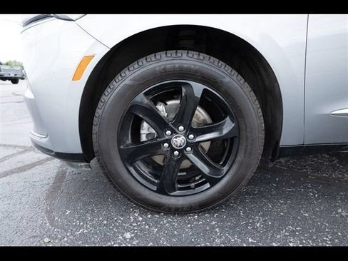Used 2023 Buick Enclave Essence w/ Sport Touring Edition FWD image 27