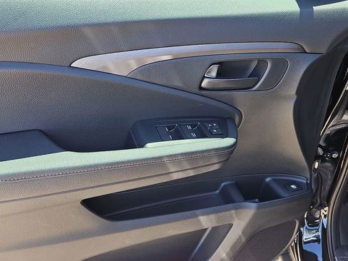 New 2026 Honda Ridgeline Sport image 18