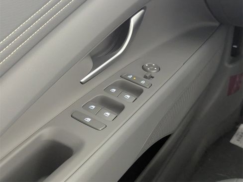 New 2026 Hyundai Elantra Sport image 16