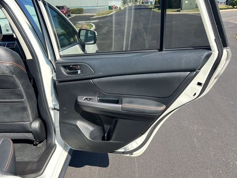 Used 2017 Subaru Crosstrek 2.0i Limited image 14