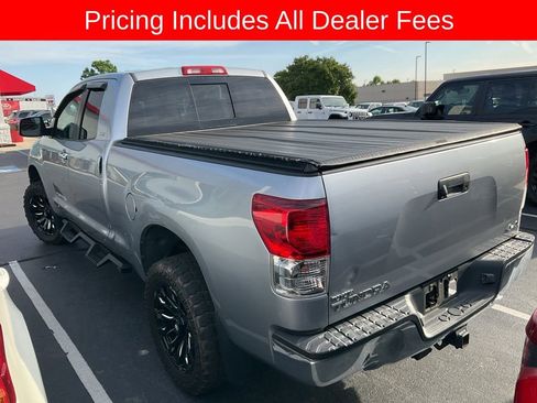 Used 2012 Toyota Tundra 4x4 Double Cab w/ SR5 Pkg image 8