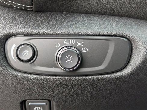 New 2026 Chevrolet Blazer LT image 24