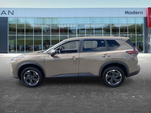 Certified 2025 Nissan Rogue SV AWD/4WD image 8