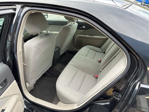 Used 2012 Ford Fusion S image 10