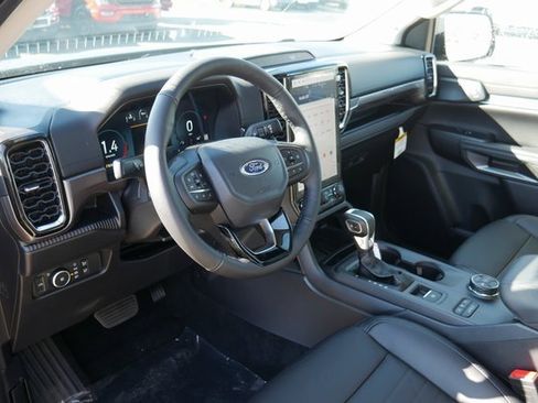 New 2025 Ford Ranger Lariat w/ FX4 Off-Road Package image 15