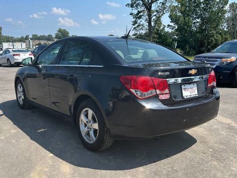 Used 2011 Chevrolet Cruze LT image 4