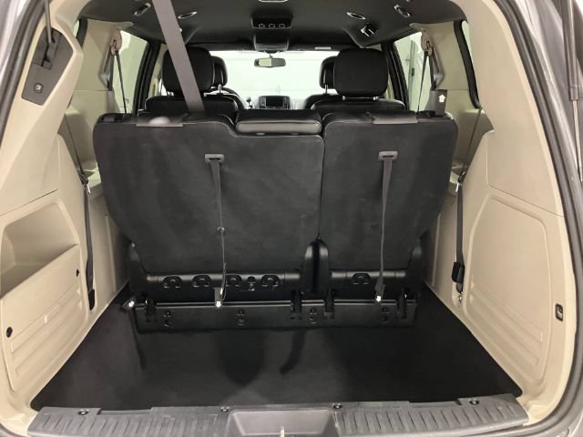 Used 2018 Dodge Grand Caravan SXT FWD image 46