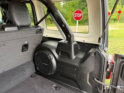 Used 2023 Jeep Wrangler Unlimited Sahara w/ Cold Weather Group AWD/4WD image 48