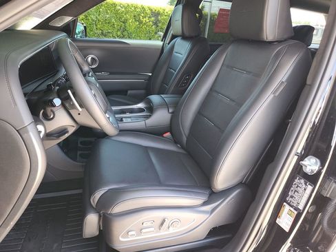 Used 2026 Hyundai Palisade Calligraphy FWD image 12