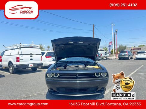 Used 2016 Dodge Challenger SXT w/ Sound Group RWD image 15