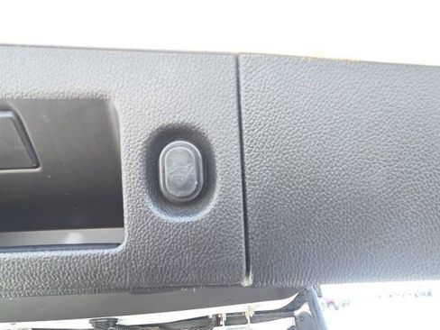 Used 2015 Chevrolet Tahoe LTZ image 13