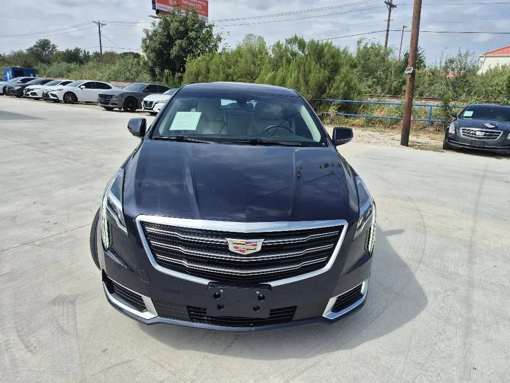 Used 2018 Cadillac XTS Luxury AWD/4WD image 3