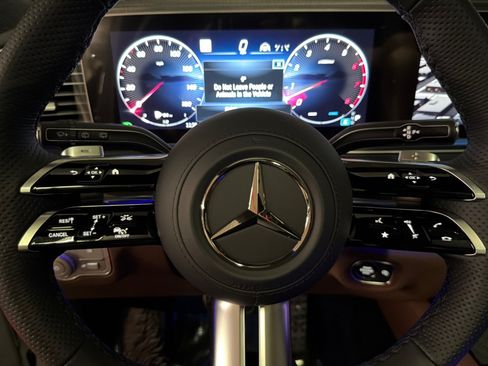 New 2026 Mercedes-Benz GLS 450 4MATIC image 24